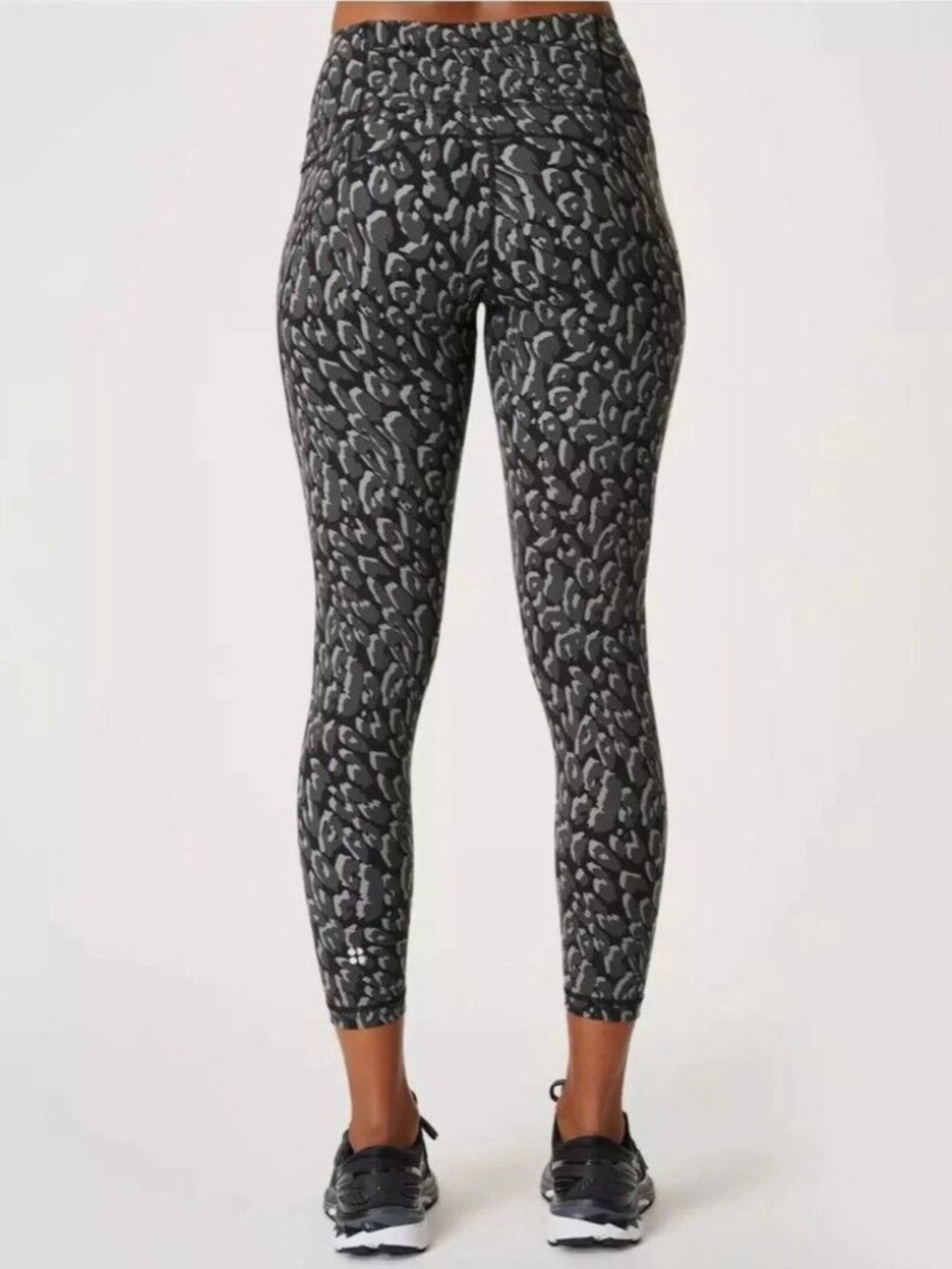 Sweaty Betty | Power 7/8 Leggings in Tonal Leopard - Picture 2 of 11
